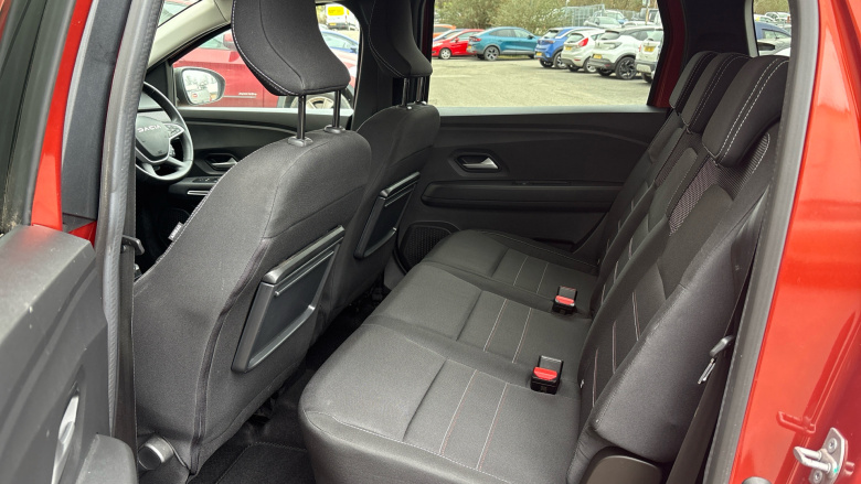 Dacia Jogger 1.0 TCe Extreme SE 5dr Petrol Estate